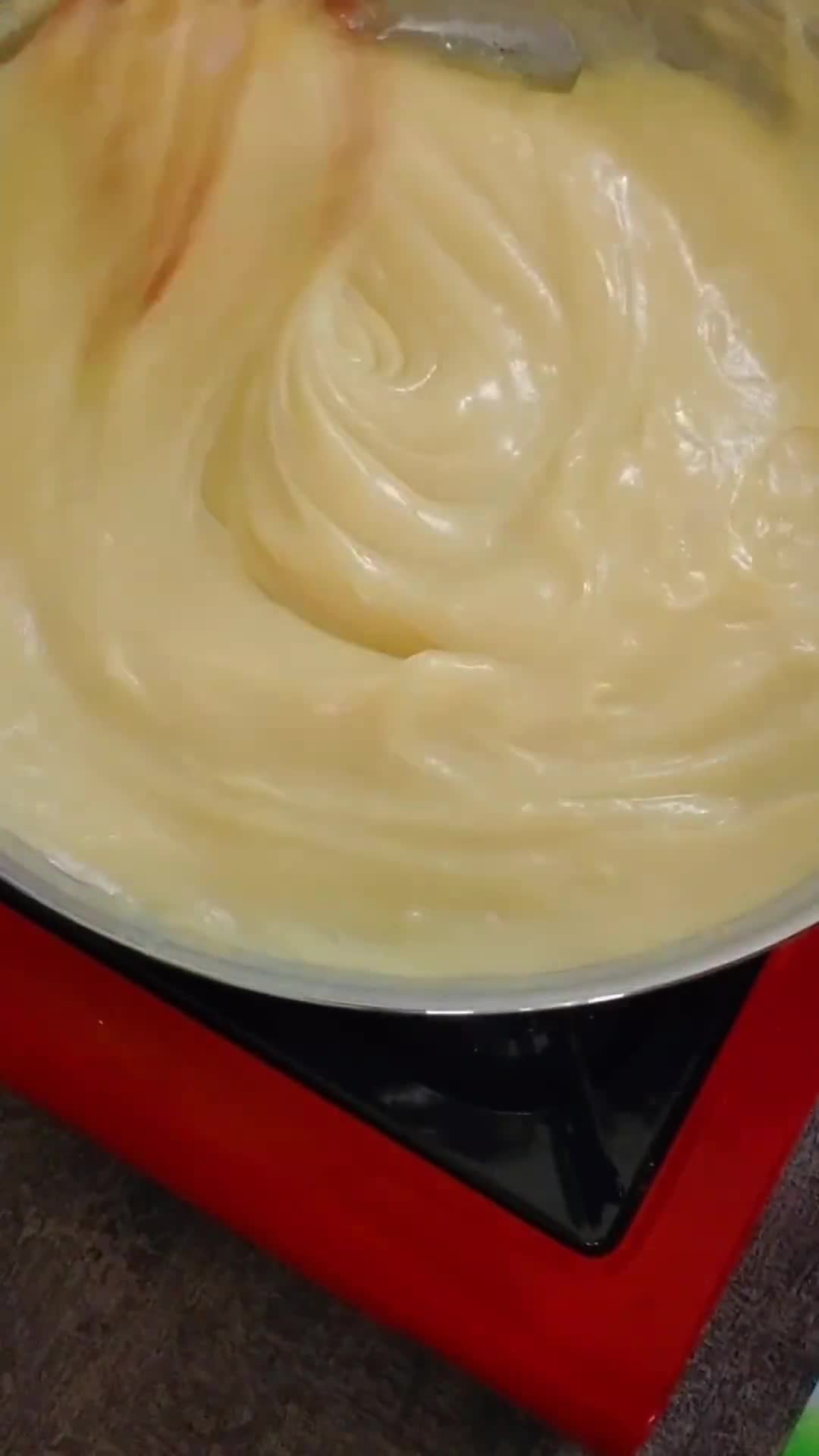Foto langkah ke 4 dari resep Kue Soes Vla Salted Egg.