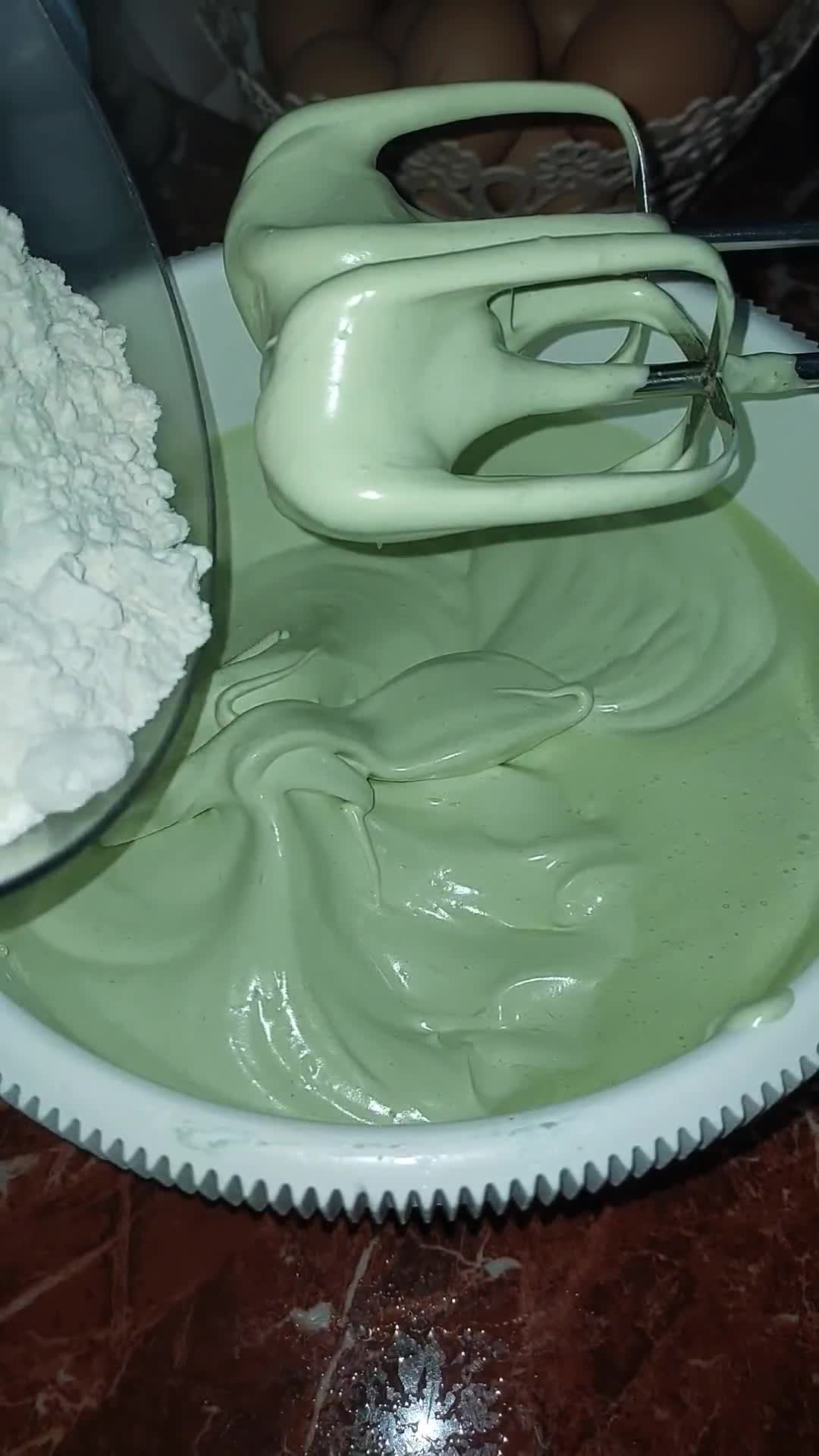 Foto langkah ke 6 dari resep Thailand Butter Cake Pandan.