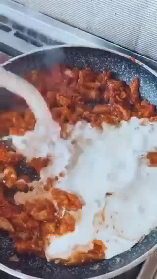 صورة لخطوة 3 من وصفة صينية الدجاج بالكاري والبطاطس 🔥