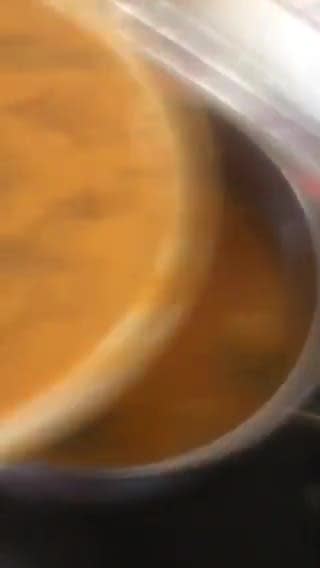 Foto del paso 7 de la receta: Caldo de rape con merluza y Gambones