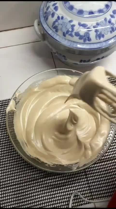 Foto langkah ke 8 dari resep Oenbitjkoek Chiffon Cake.