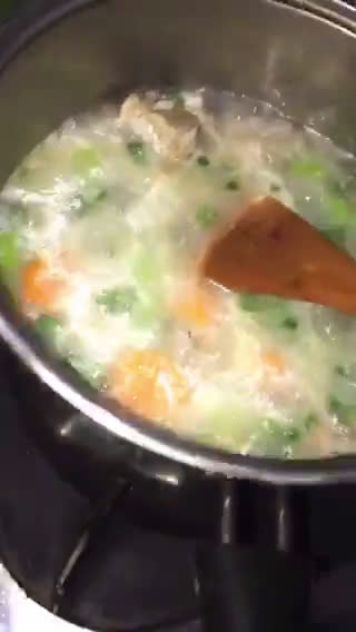 Foto langkah ke 5 dari resep Bubur beras putih organic ikan tuna.