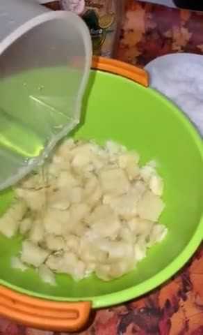 Foto langkah ke 2 dari resep Kue Getuk Lindri.