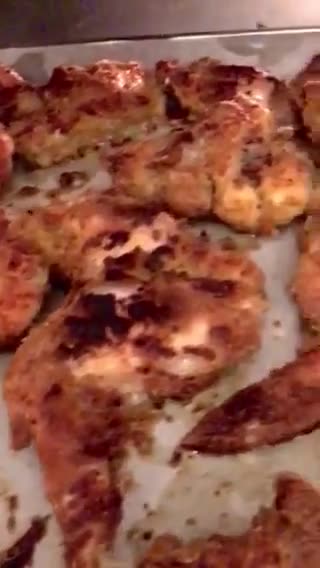 Foto del passaggio 6 della ricetta Alette di pollo croccanti con panatura all’arancia