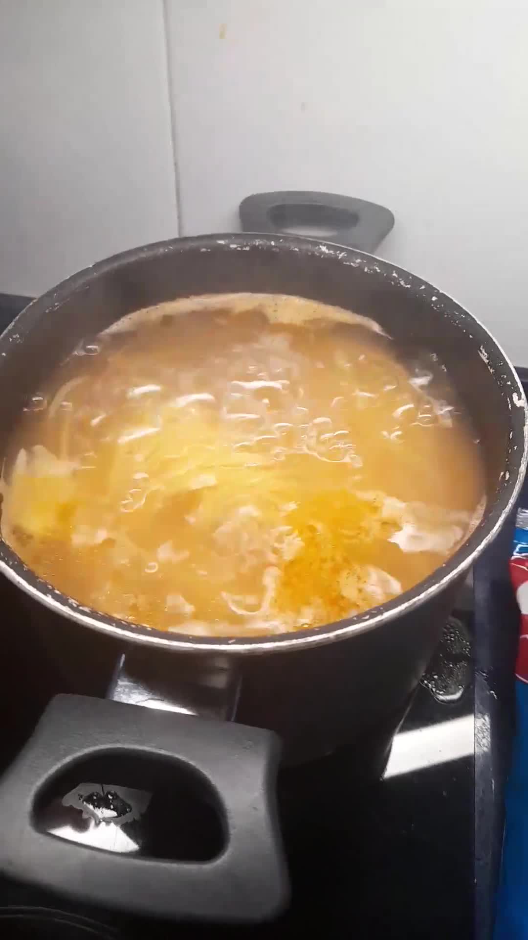 Foto del paso 6 de la receta: Tallarines con salsa de albahaca