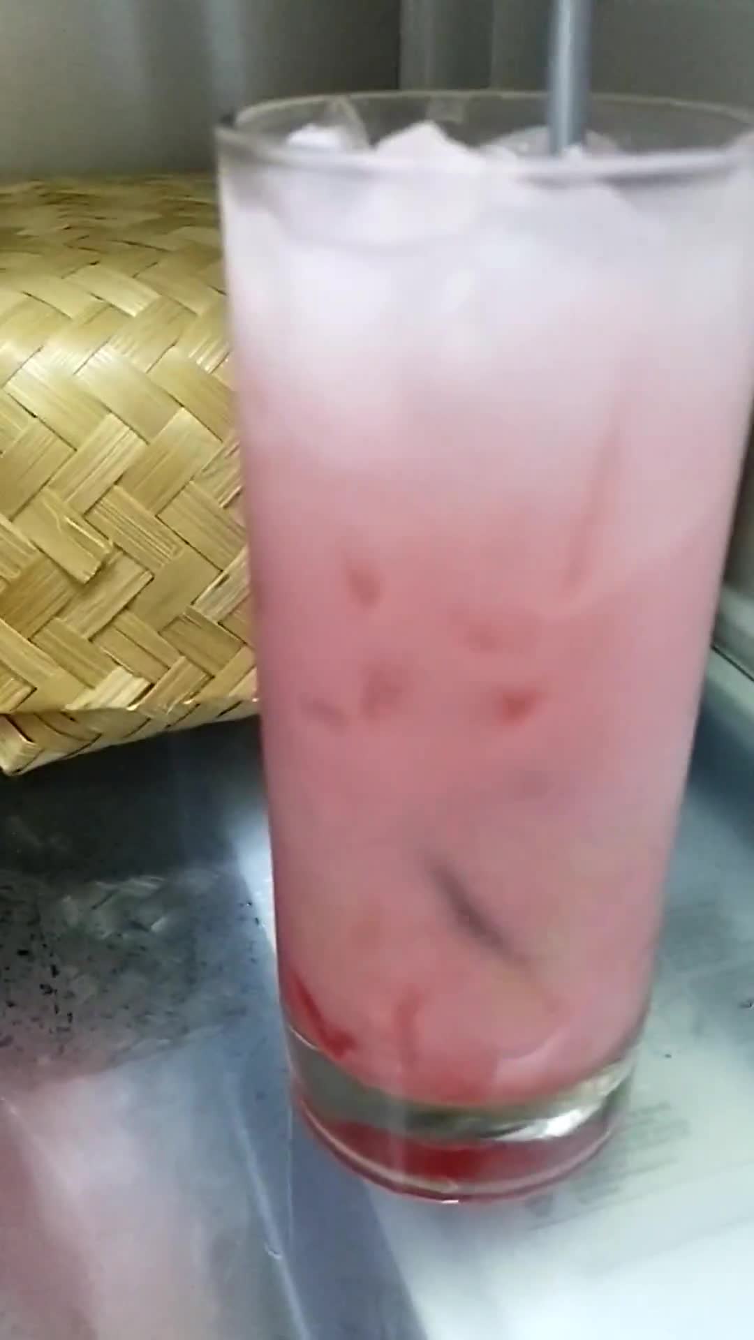 Foto langkah ke 5 dari resep Es Permen Karet Viral.