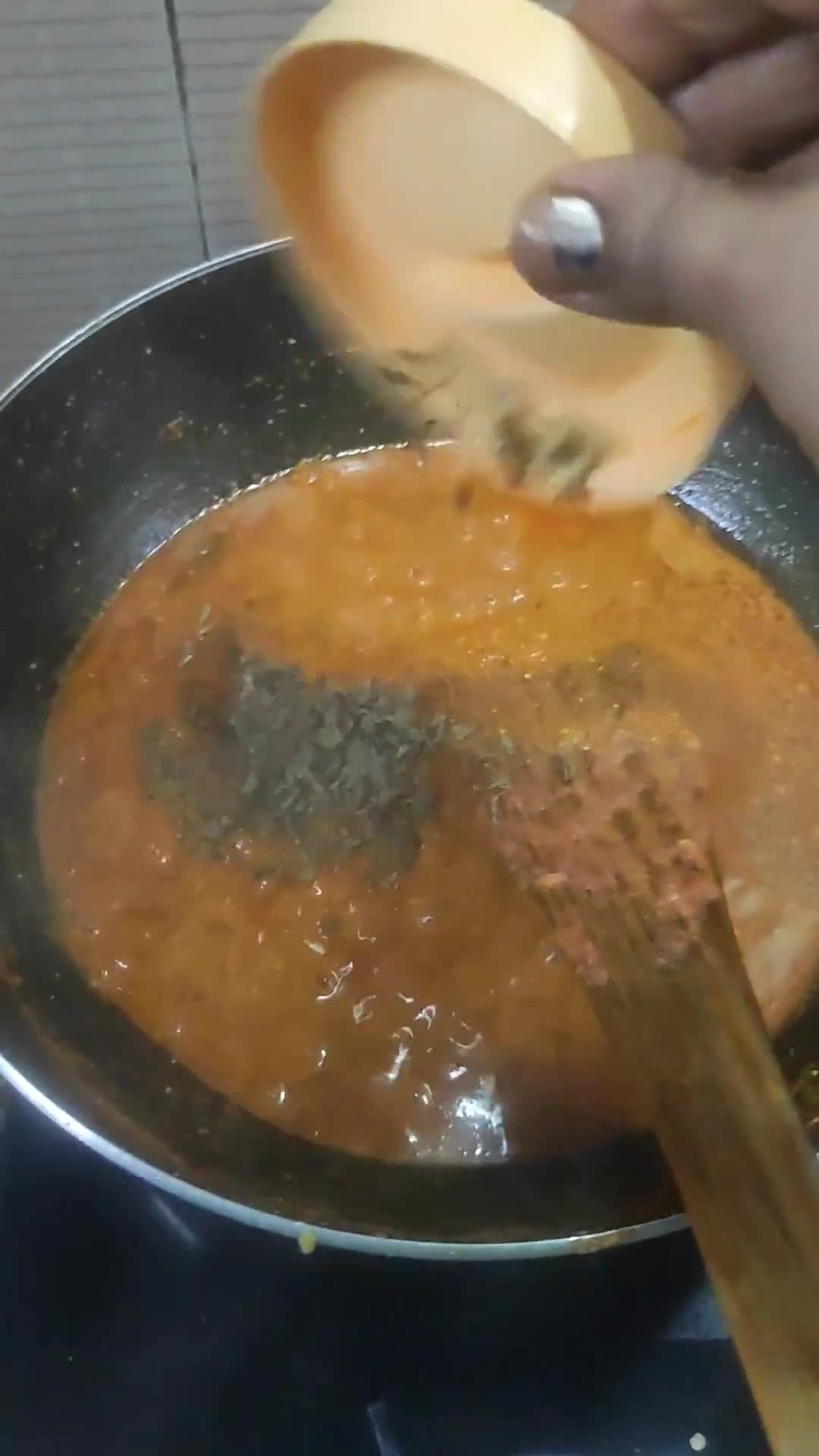 आलू पत्तागोभी (दही बेसन वाली) (Aloo pattagobhi dahi besan wali recipe in Hindi) रेसिपी चरण 6 फोटो