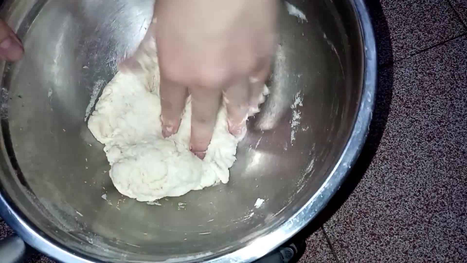 Foto del paso 3 de la receta: Galletitas saladas 🤩❤️