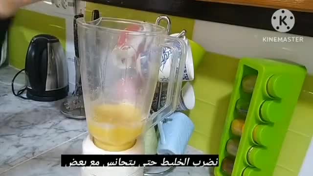 صورة لخطوة 5 من وصفة كيكة التفاح بالفواكه جافة مسكرة