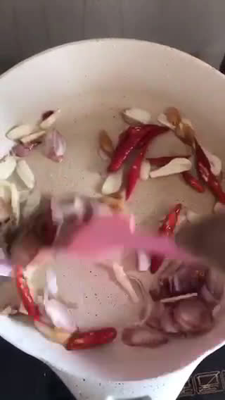 Foto langkah ke 2 dari resep Tumis Tahu Wortel Tauge.
