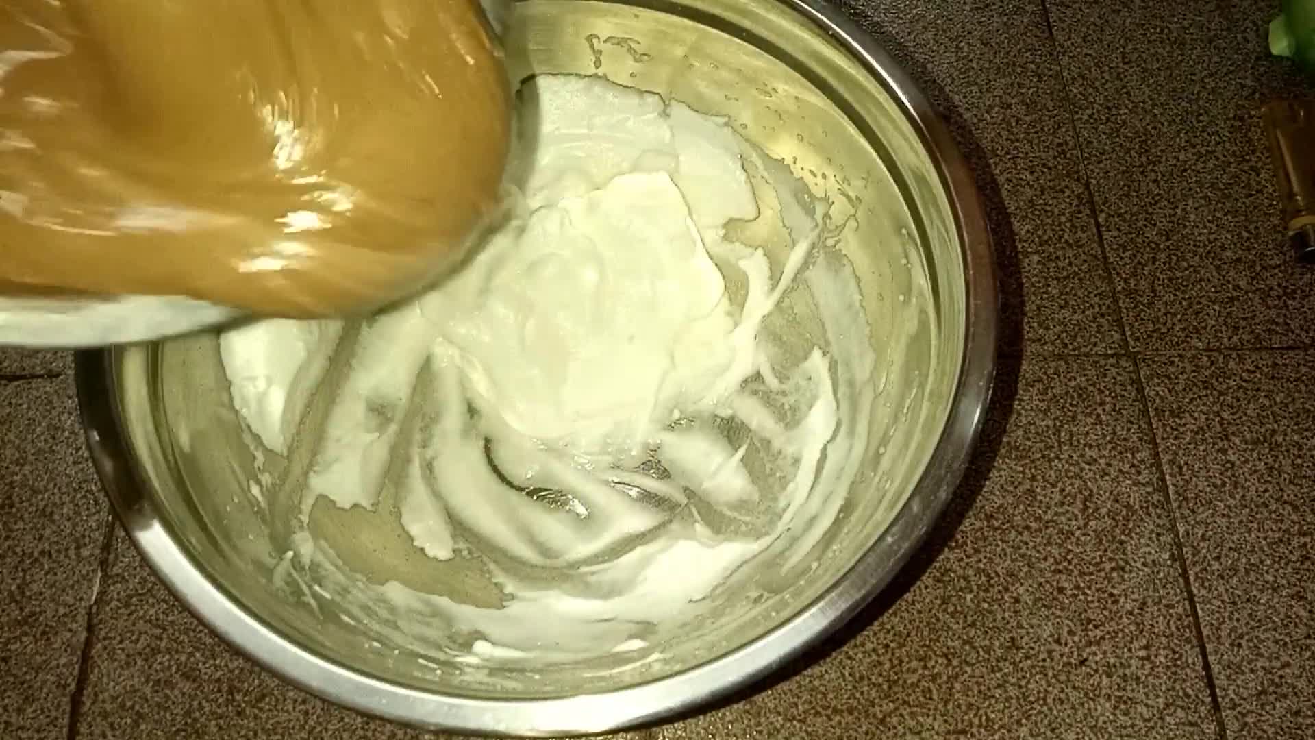 Foto del paso 9 de la receta: Bizcochuelo de chocolate para celíacos