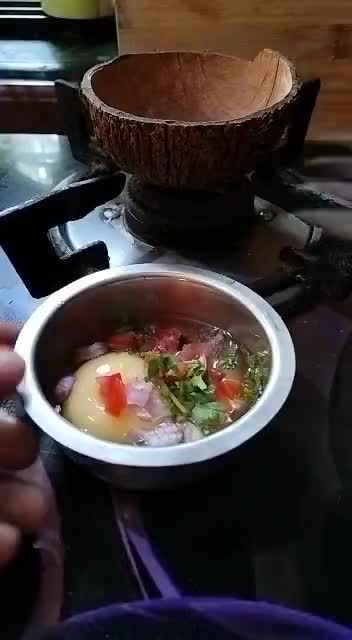 ब्रेड ऑमलेट (bread omelette recipe in hindi) रेसिपी चरण 2 फोटो