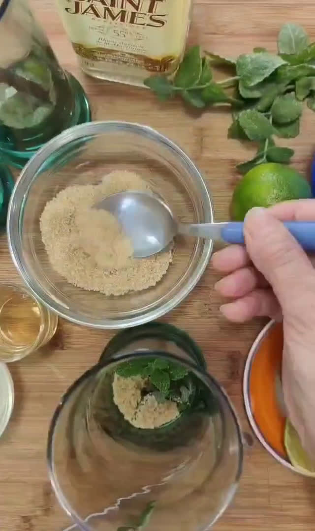 Foto del passaggio 1 della ricetta Mojito