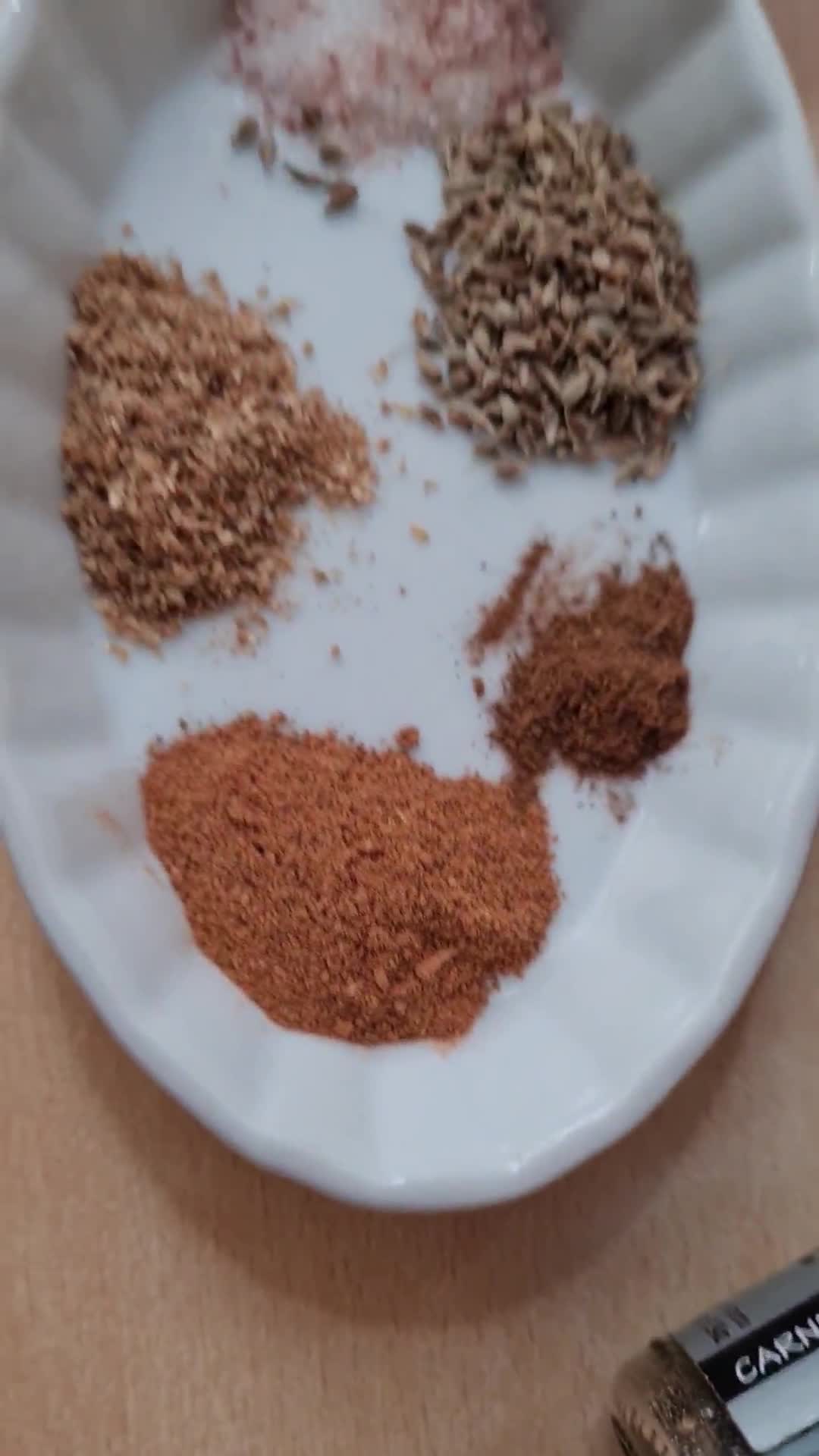 Foto del paso 1 de la receta: Chutney de membrillo 🇮🇳