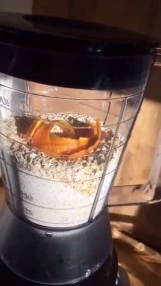 Foto del paso 5 de la receta: Gofres de avena fit con salsa de chocolate (sin azúcar pero muyyy dulce)