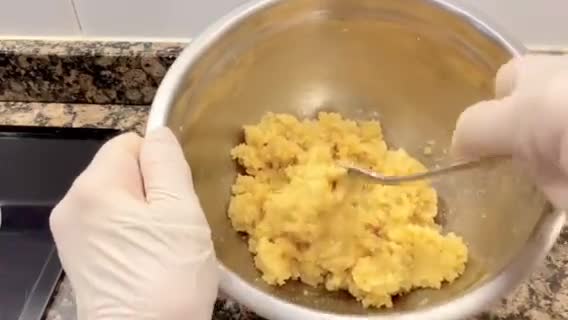 Foto del paso 4 de la receta: Pastel rústico con Nutella, mermelada de frambuesas y Almendra