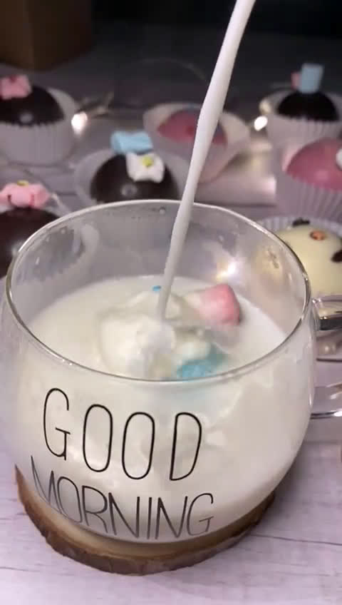 صورة لخطوة 12 من وصفة كرات الهوت شوكلت باشكال جديده ورائعه 🍫☕
