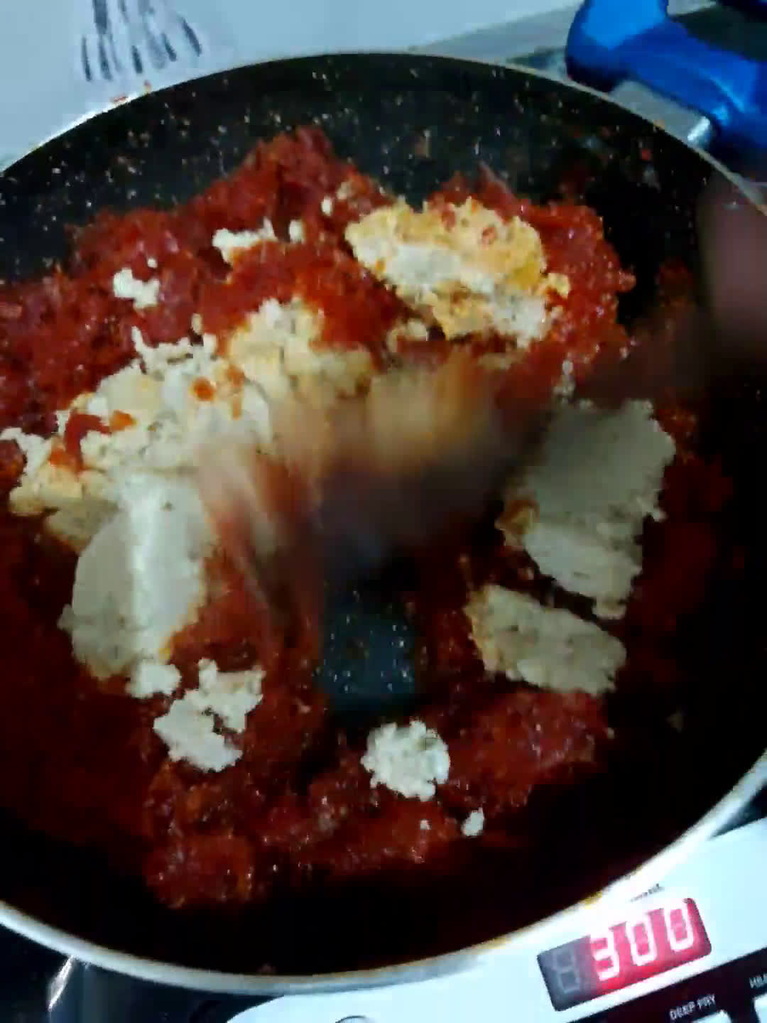 इंस्टेंट गाजर हलवा (instant gajar halwa recipe in Hindi) रेसिपी चरण 3 फोटो