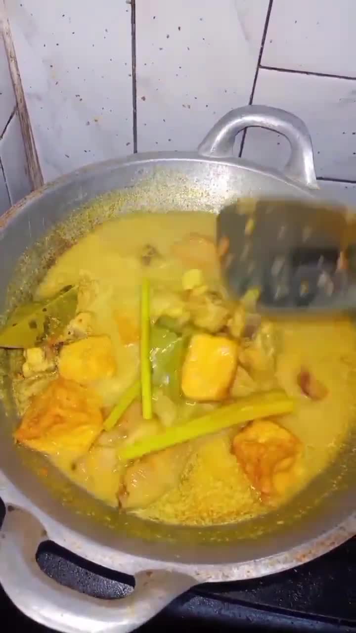 Foto langkah ke 4 dari resep Opor Ayam Bumbu ulek.