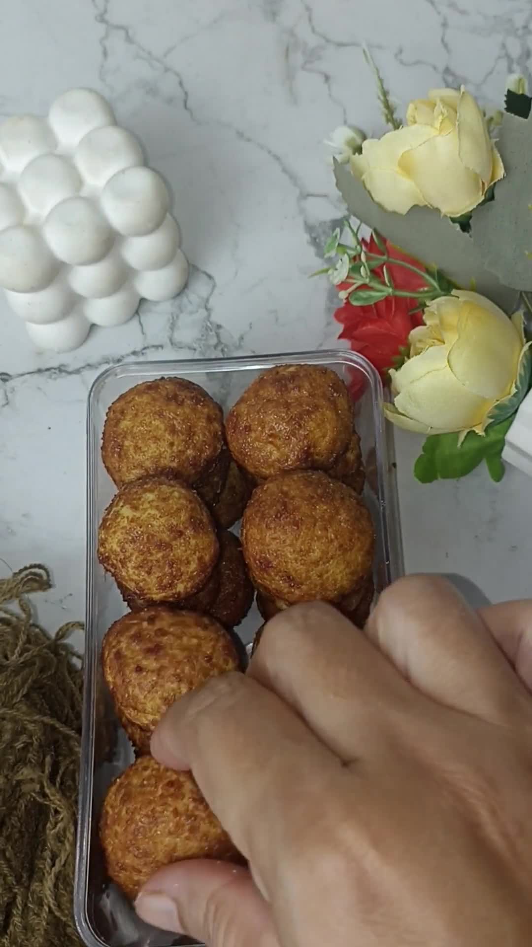 Foto langkah ke 5 dari resep Palm Cheese Cookies.