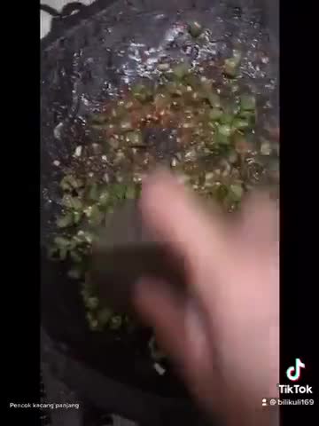 Foto langkah ke 2 dari resep Pencok kacang panjang.
