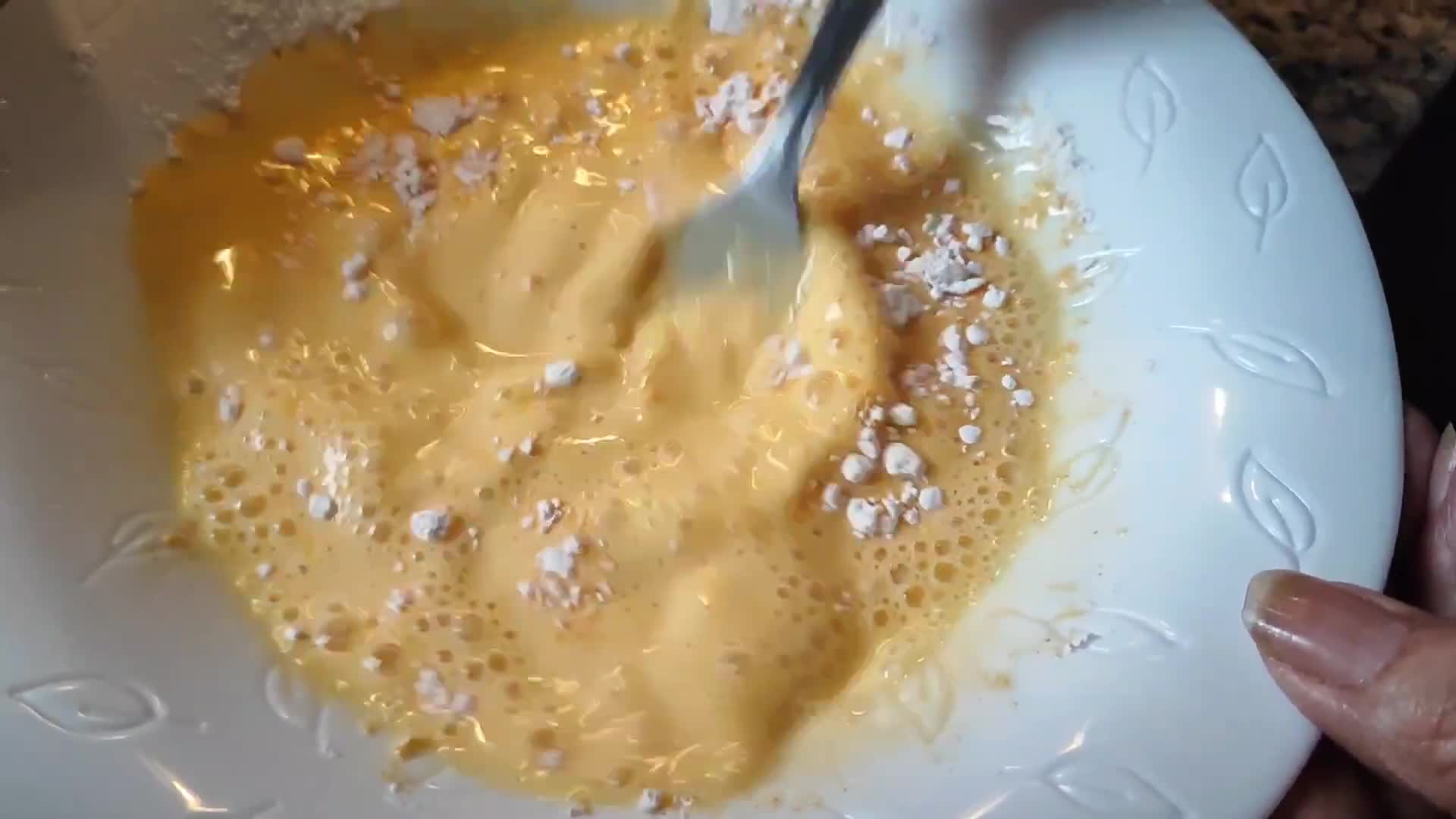 Foto del paso 4 de la receta: Flan casero de mi madre con piña