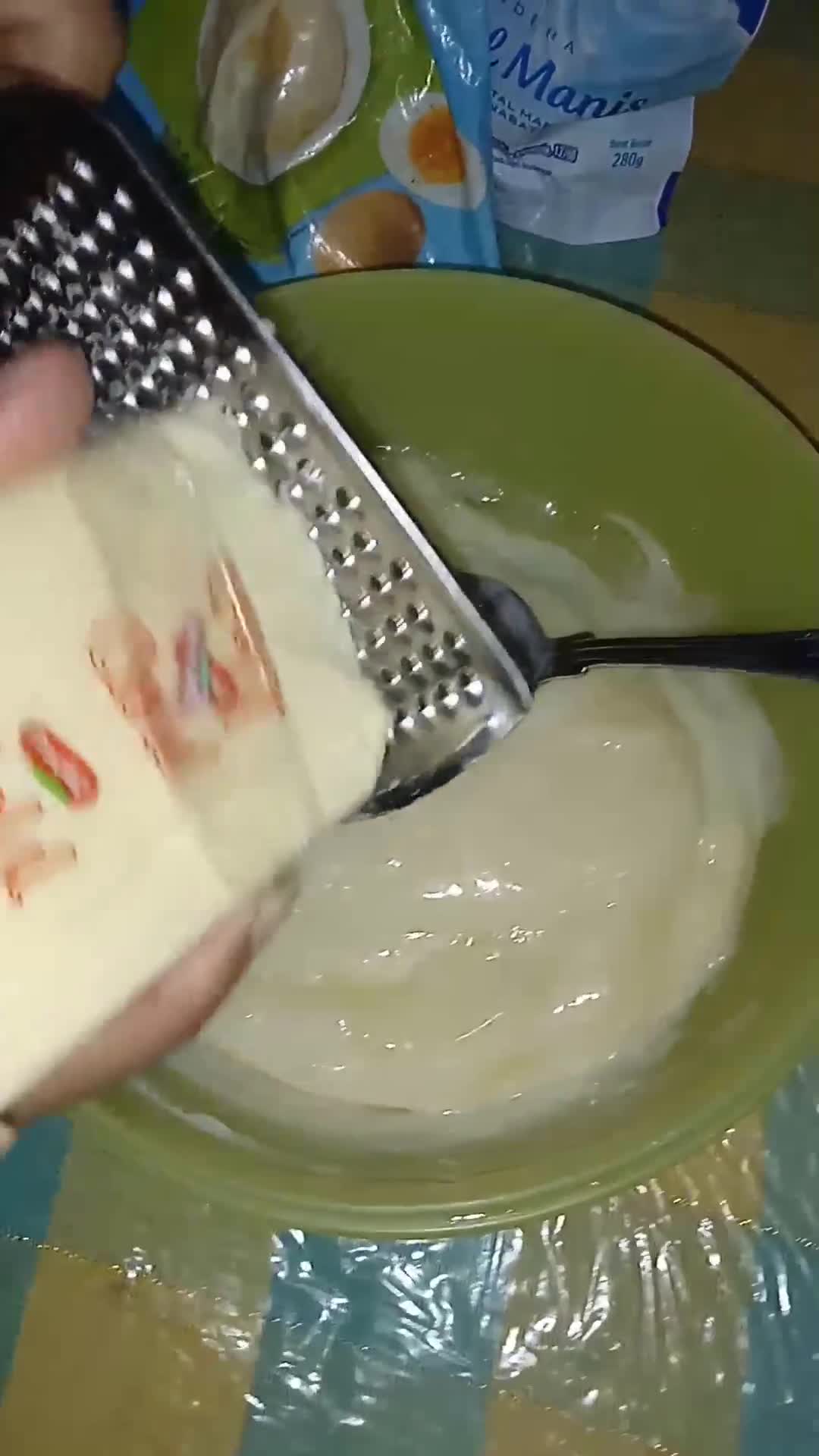 Foto langkah ke 2 dari resep Salad buah naga.