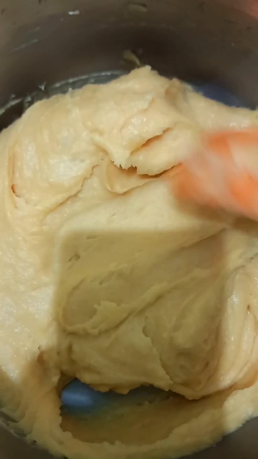 Foto langkah ke 2 dari resep Choux Au Craquelin Diplomat Cream.