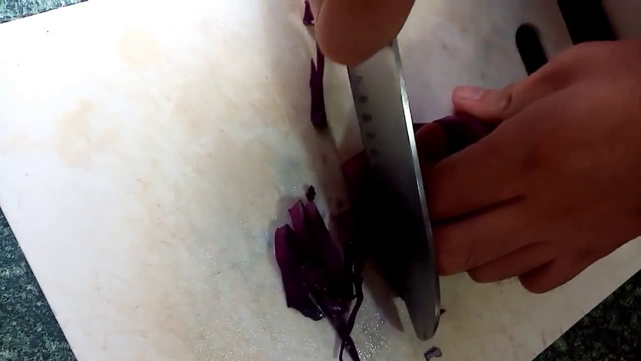 Foto del paso 1 de la receta: Col agridulce explosiva