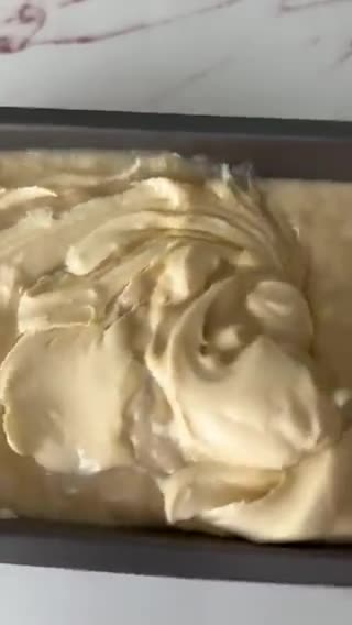 Gambar langkah 7 resipi Kek Pisang Keju Banana Cheese cake.