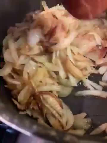 صورة لخطوة 2 من وصفة فتة الكشكة (شوربة الكشكة بالعدس)