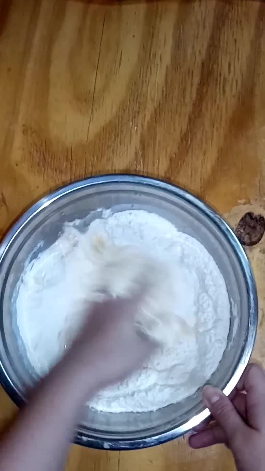 Foto del paso 5 de la receta: Torta 80 golpes con harina leudante