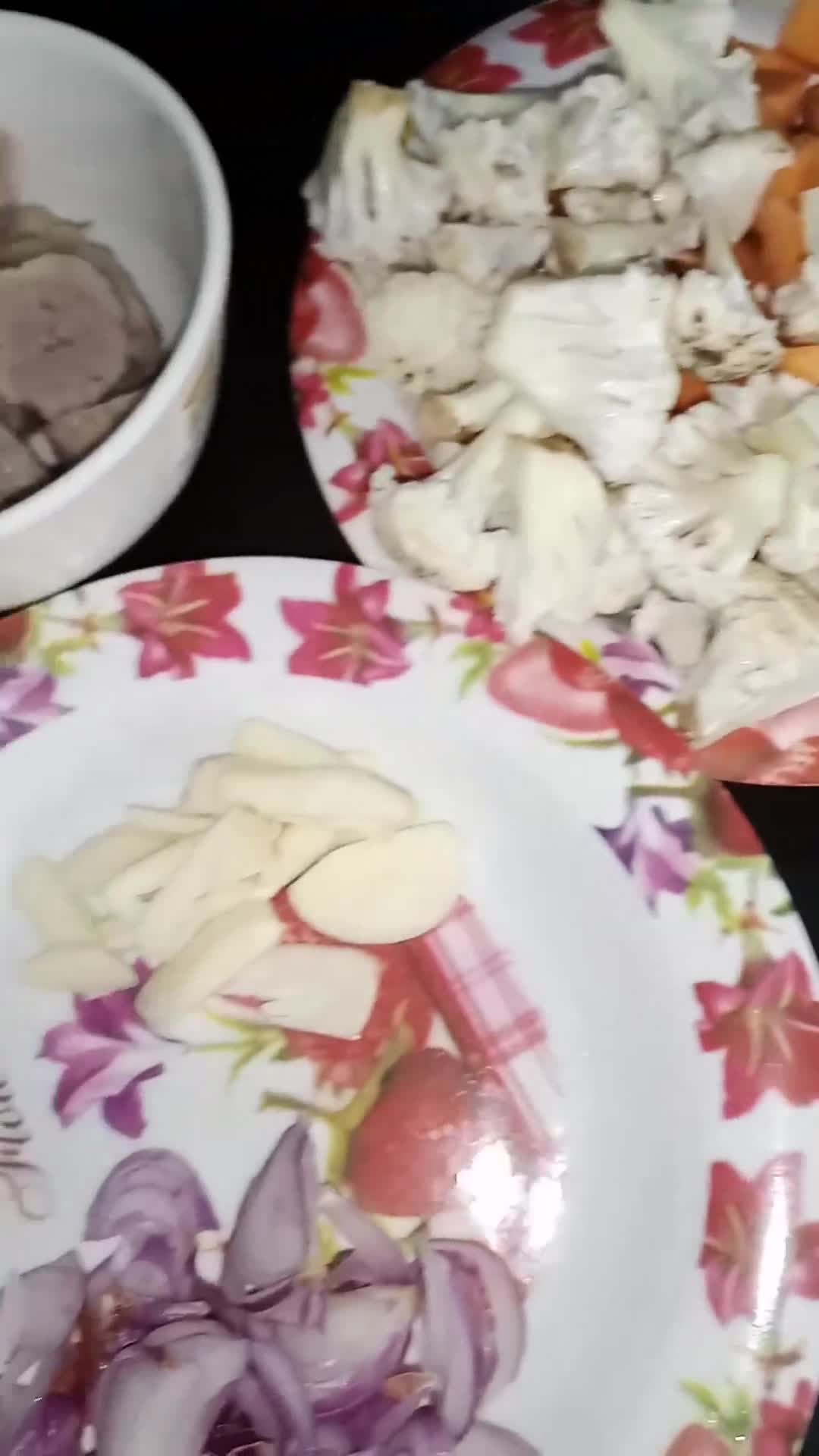 Foto langkah ke 1 dari resep Sop Tetelan Bakso.