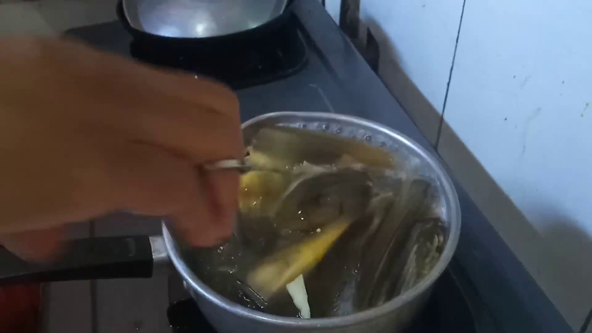 Foto langkah ke 4 dari resep Sayur jantung pisang/ jukut pusuh khas Bali.