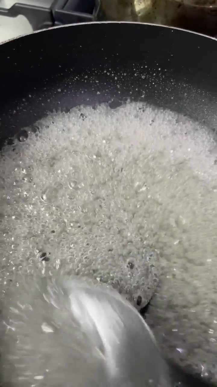 صورة لخطوة 4 من وصفة Heavy flan كريم كراميل ثقيل بالفرن