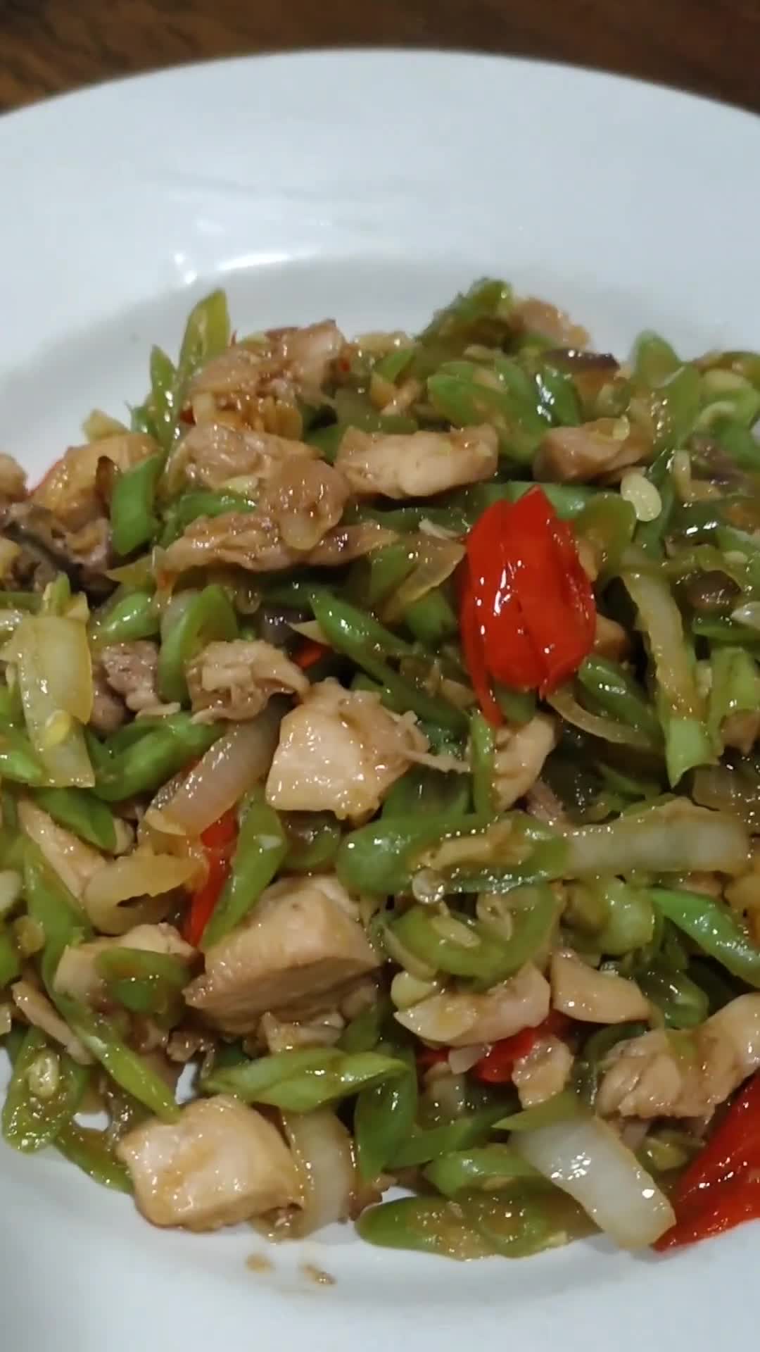 Foto langkah ke 8 dari resep Buncis ayam saus tiram.