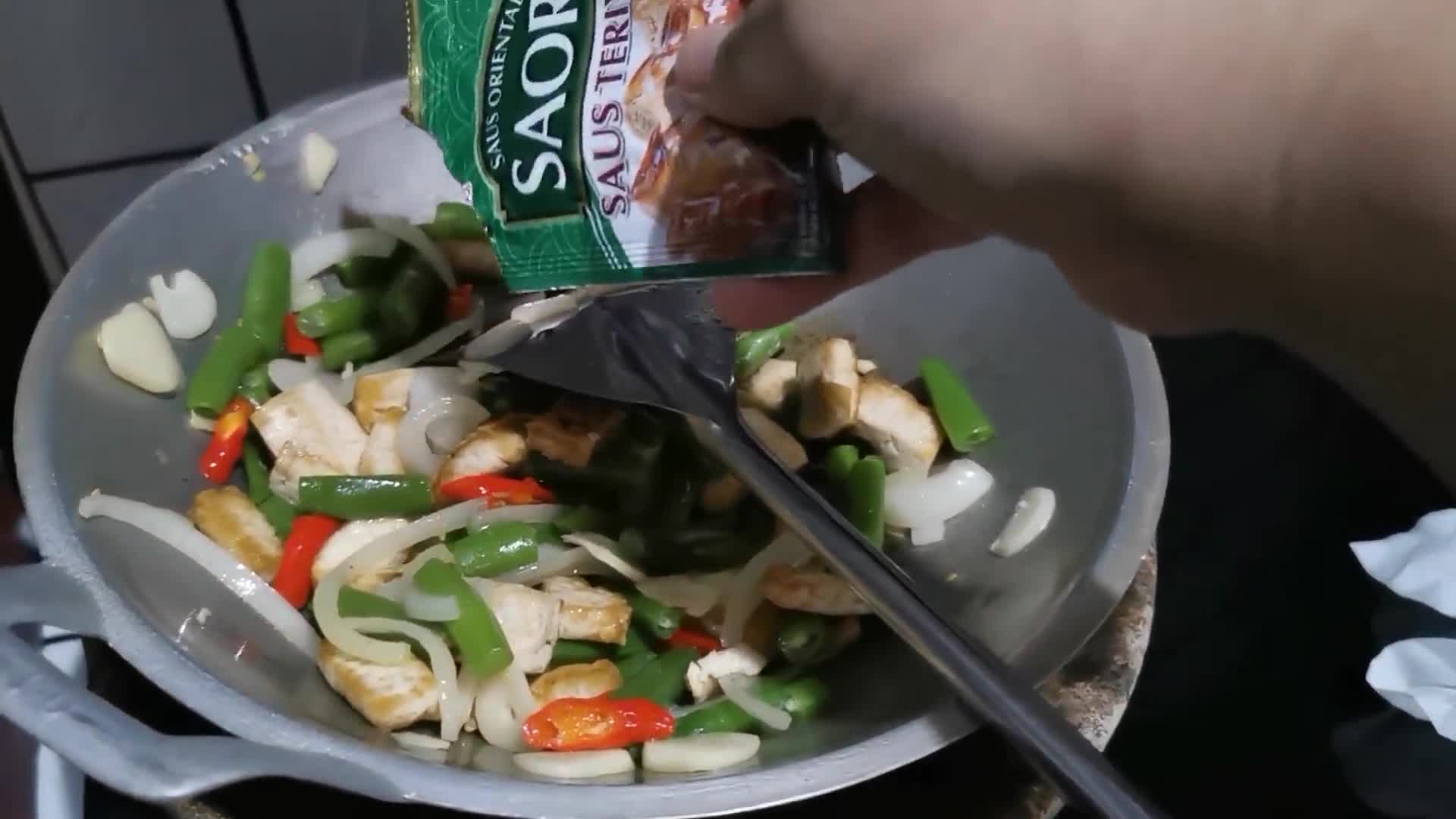 Foto langkah ke 6 dari resep Tahu Buncis Teriyaki ala Subi 😍.