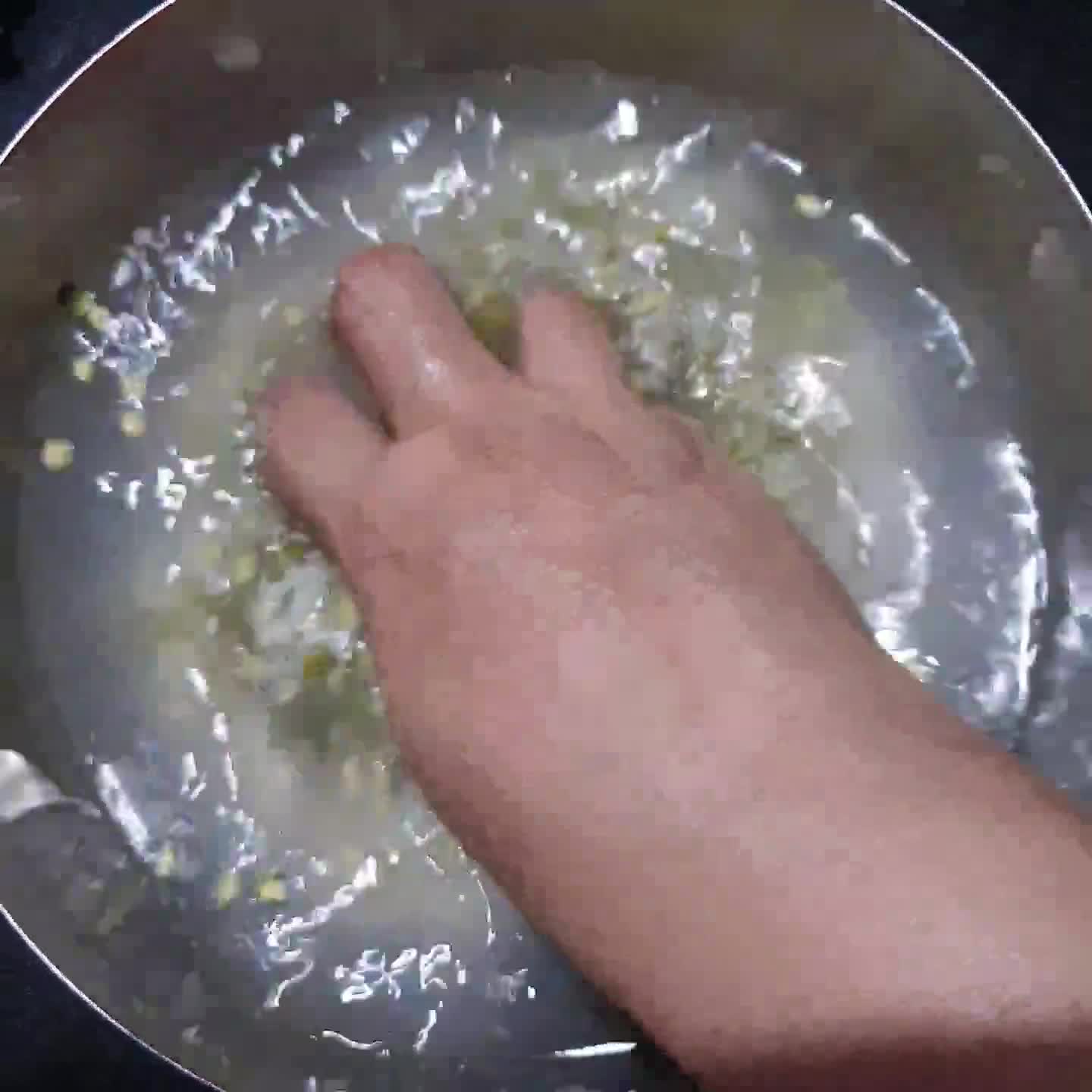 સાદી ખીચડી (Sadi khichdi recipe in Gujarati) રેસીપી સ્ટેપ1ફોટો