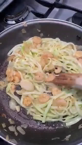Foto del paso 4 de la receta: Espaguetis de calabacín