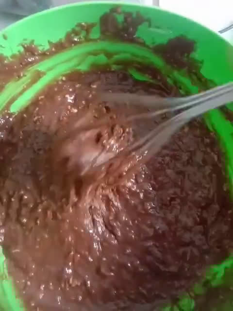 Foto langkah ke 4 dari resep Muffin Pisang Coklat.
