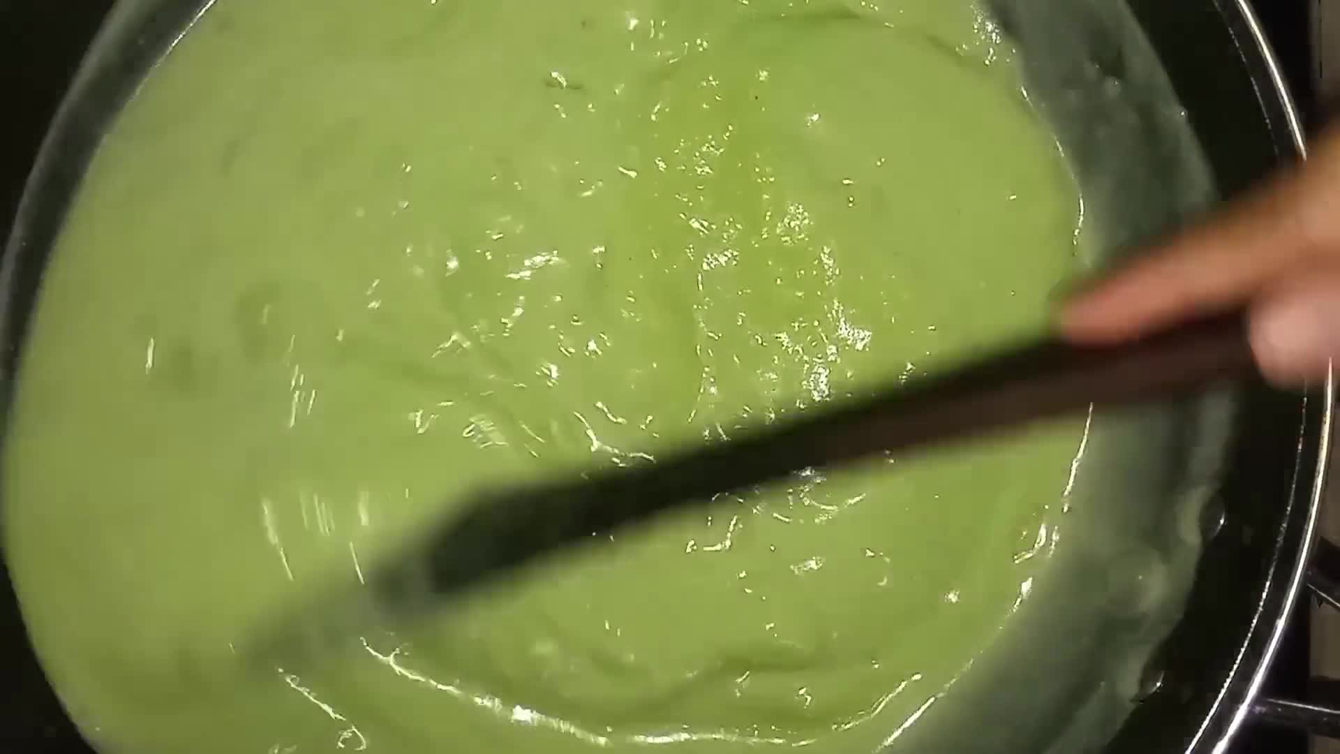 Foto langkah ke 3 dari resep Bubur Sumsum Pandan.