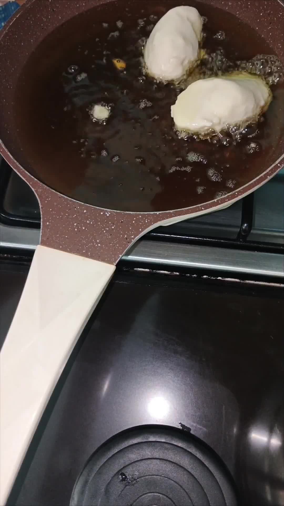 Foto langkah ke 3 dari resep Pisang Goreng Madu Wijen.