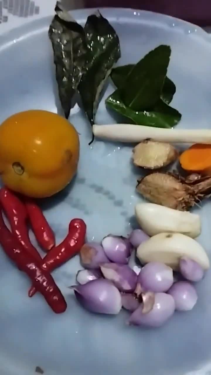 Foto langkah ke 1 dari resep Pindang kepala patin.