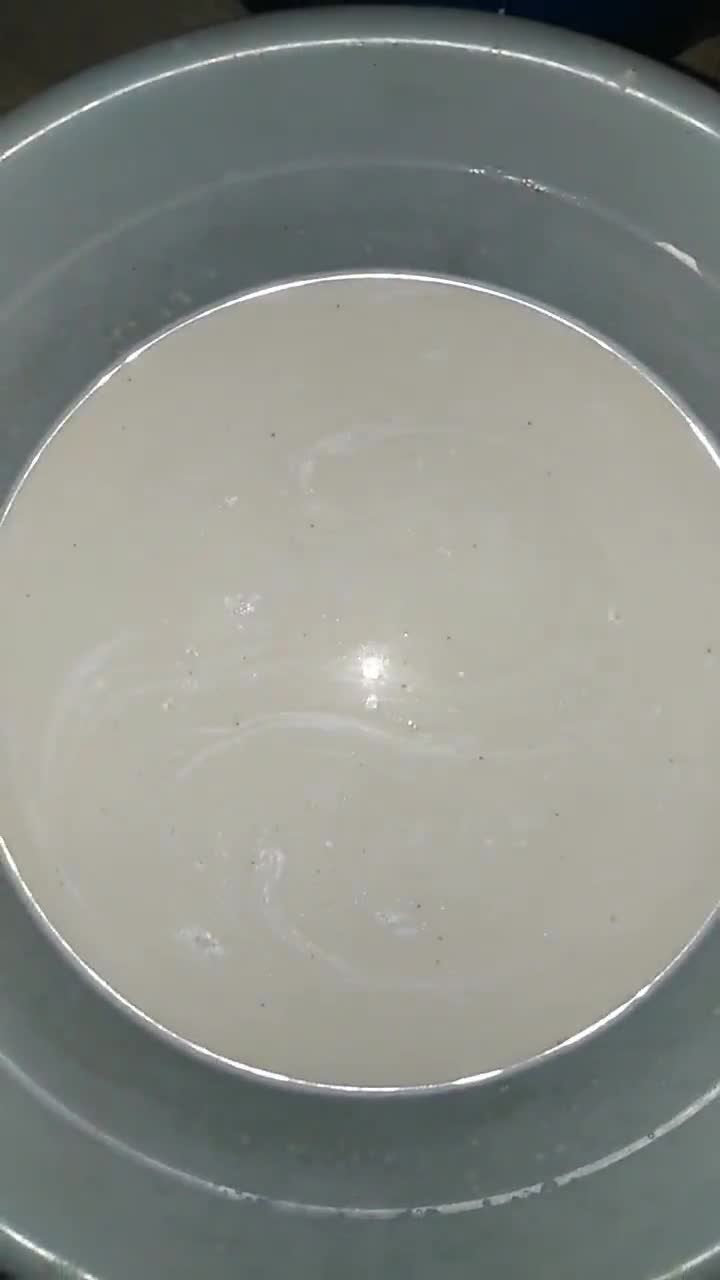 Foto langkah ke 2 dari resep Minyak Goreng Kelapa Homemade.