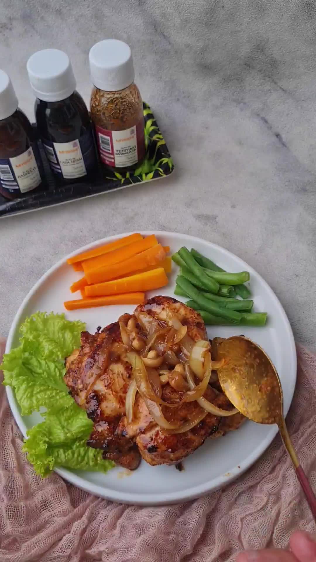 Foto langkah ke 5 dari resep Grill Chicken.
