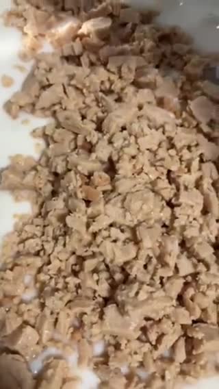 Foto del paso 5 de la receta: Coca con turrón de almendra