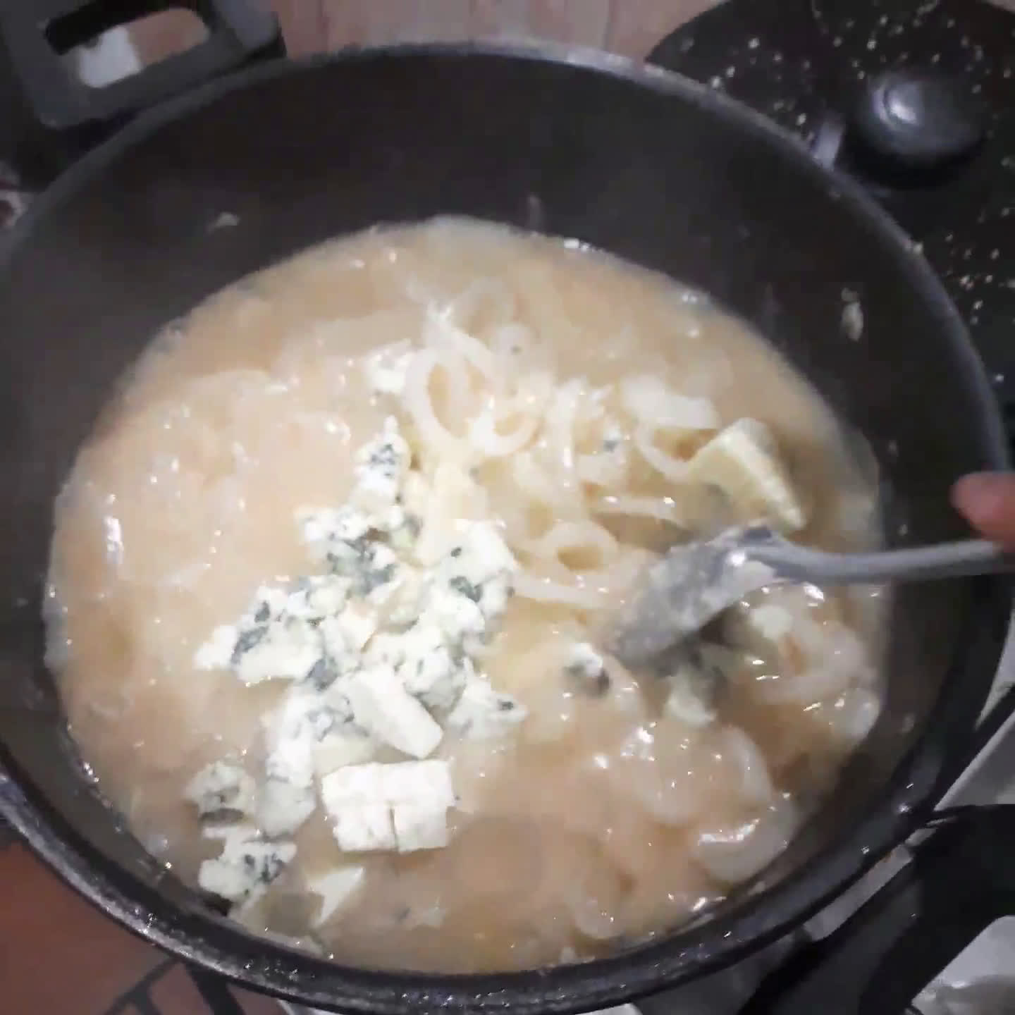 Foto do passo 4 de Sopa cremosa de cebola