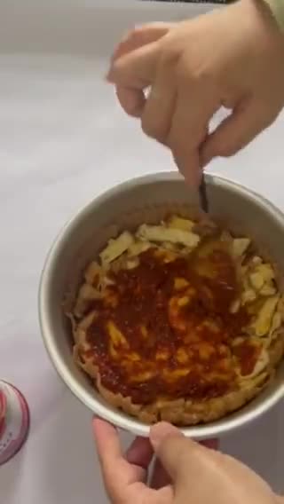 Gambar langkah 4 resipi Pizza Kerak Roti.