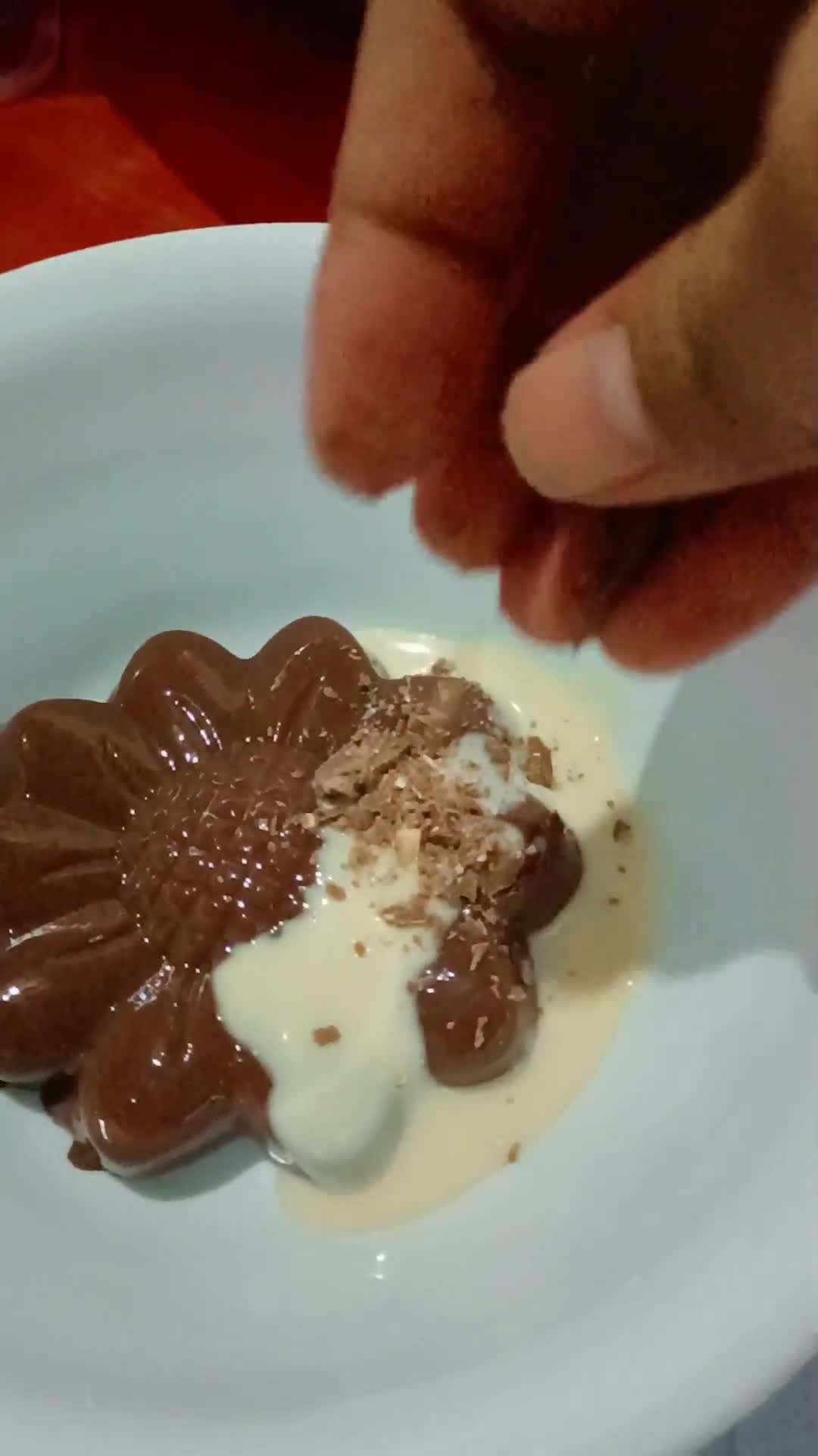 Foto langkah ke 5 dari resep Puding coklat Silverqueen versi sat set sat set.
