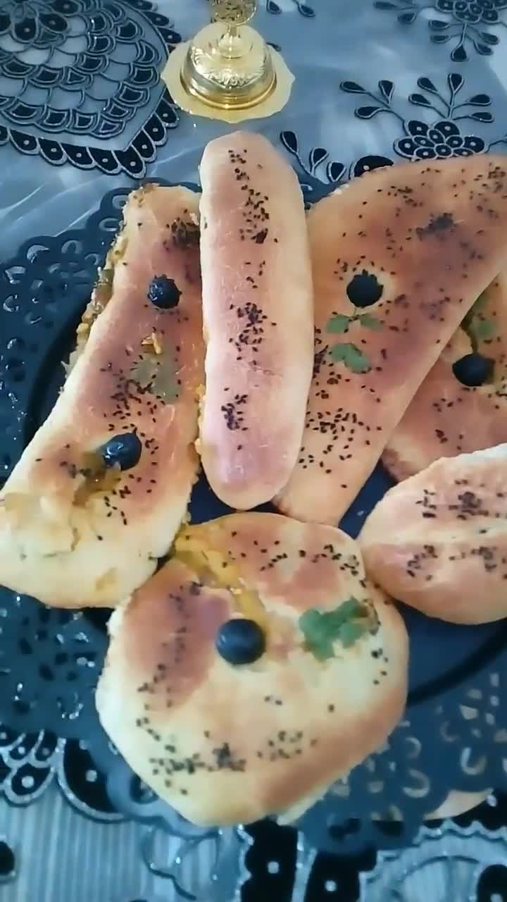 صورة لخطوة 10 من وصفة خبيزات وسوفلي بسميد👌👌👌👌👍👍👍👍
